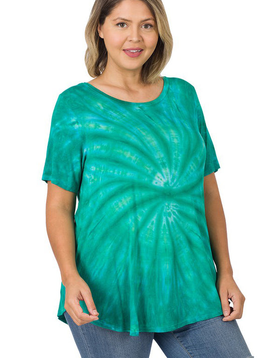 Alyssa Plus Size T-shirt in Green Tie-dye