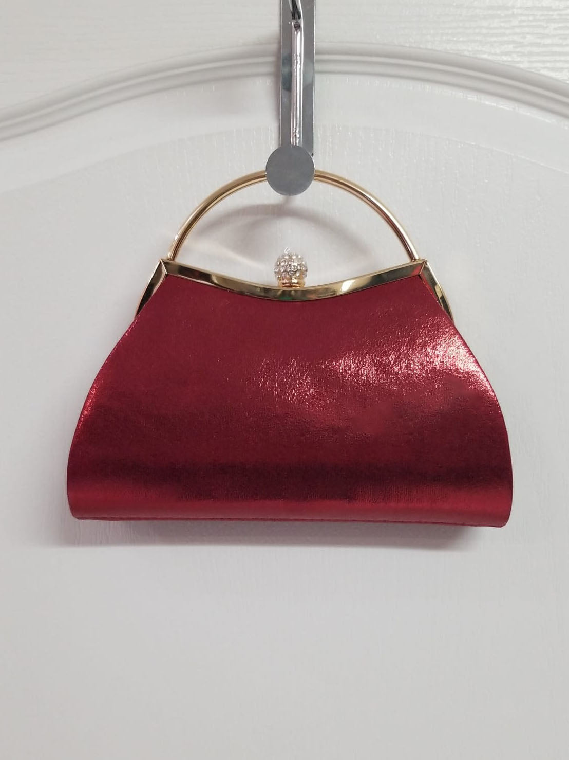 Sleek Timeless Clutch