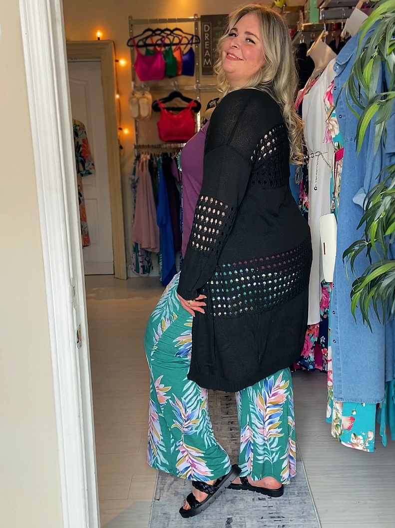 Casey Wide Leg Plus Size Pants in Tropical Print