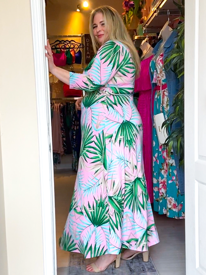 Signature Plus Size Maxi Dress in Tropical Mint Eclipse