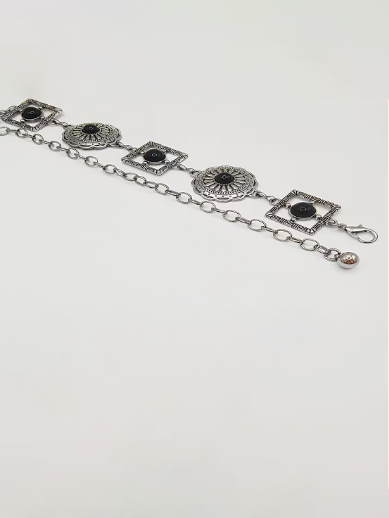 Boho Flair Plus Size Belt in Silver-Black