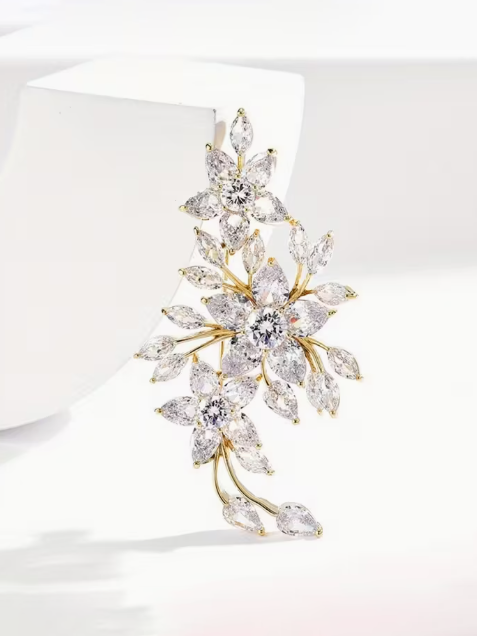 Sparkling Elegant Brooch