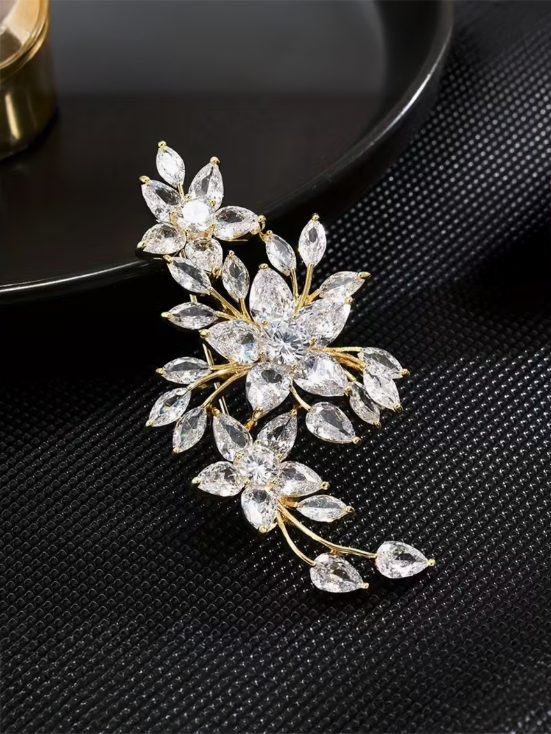 Sparkling Elegant Brooch