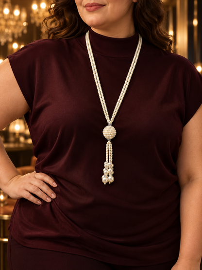 Knotted Pearls Necklace