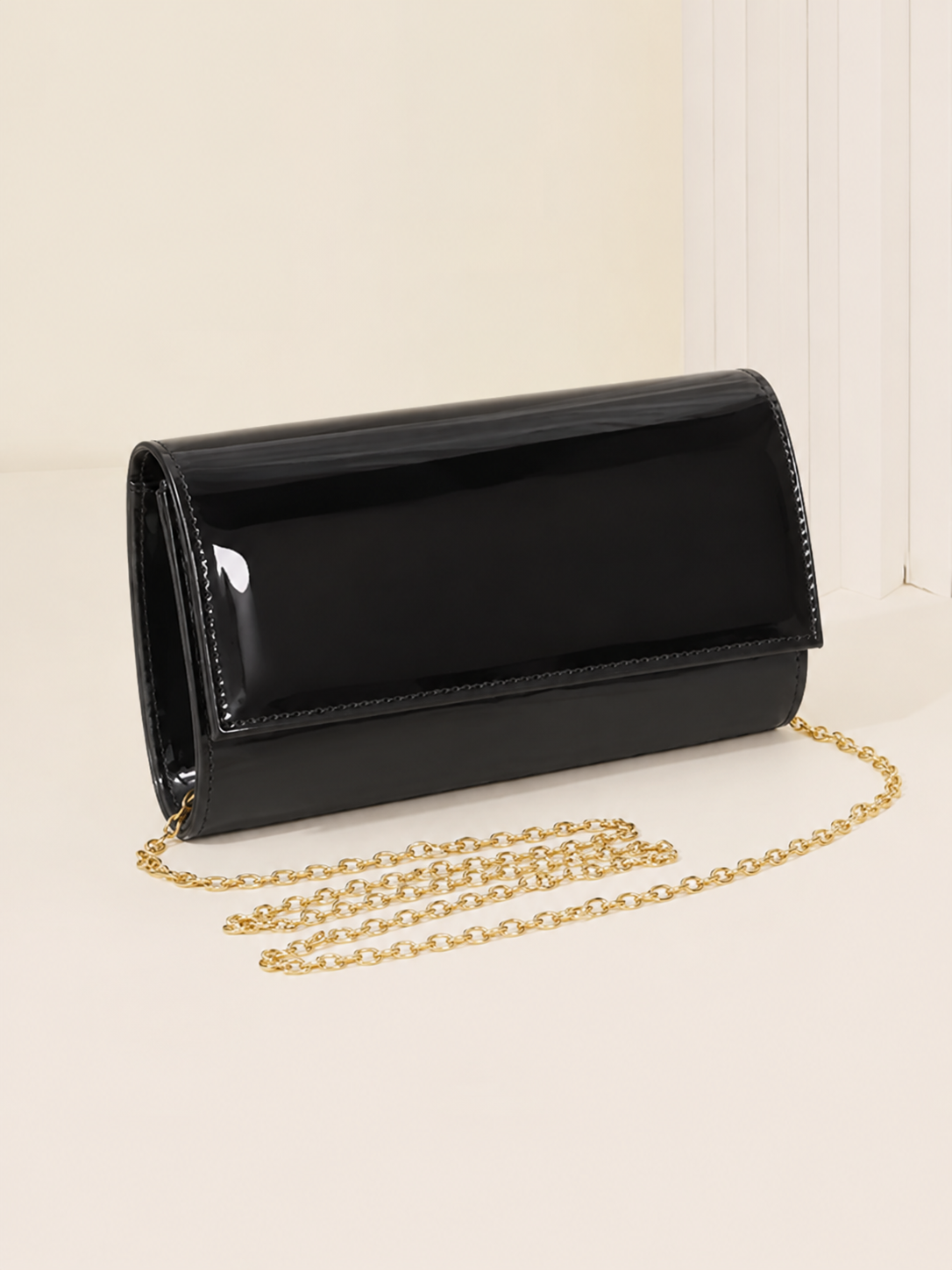 Sleek Evening Clutch in Black