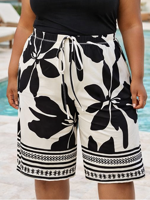 Macy Botanical Plus Size Shorts
