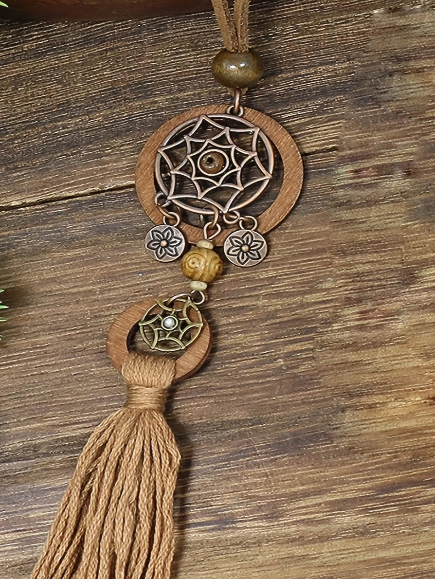 Dreamcatcher Pendant & Tassel Necklace, earrings, detail view