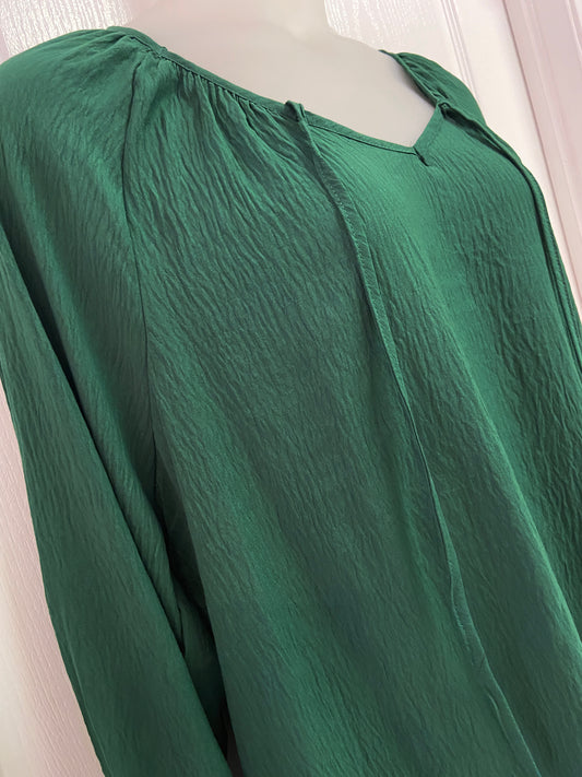 Raya Plus Size Blouse in Forest Green