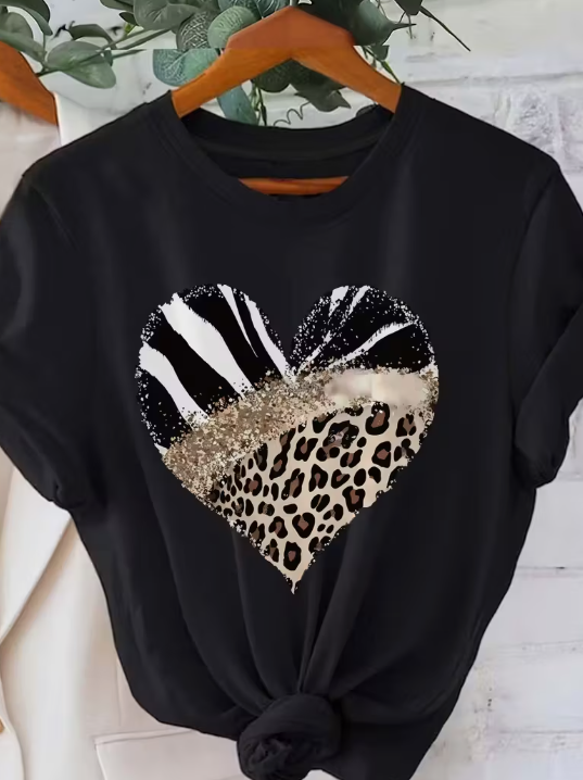 Wild Heart Graphic Plus Size T-shirt Black