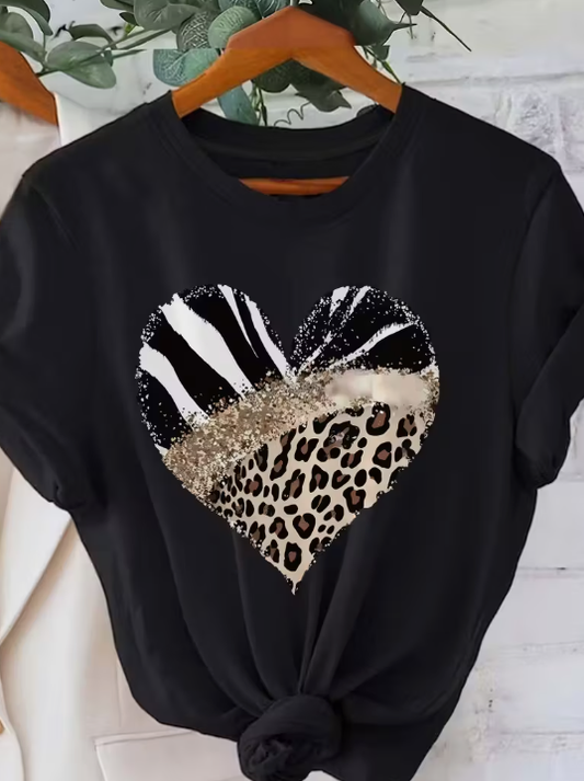 Wild Heart Graphic Plus Size T-shirt Black