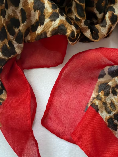 Bold Leopard Two Tone Scarf