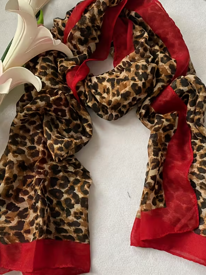 Bold Leopard Two Tone Scarf