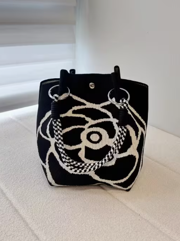 Floral Knitted Tote Bag