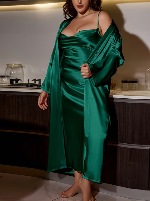 Jaded Embrace Satin Plus Size Nightgown Set