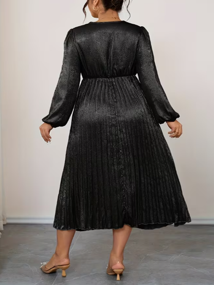 Sandy Pleated Plus Size Dress