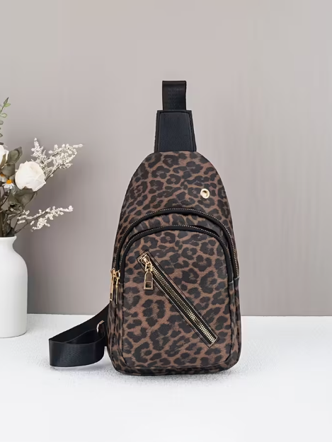 Crossbody Bag in Leopard