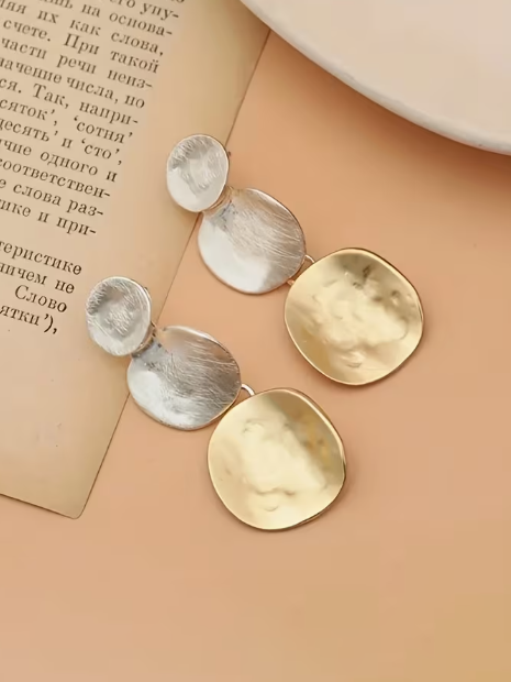 Minimalist Triple Circle Earrings