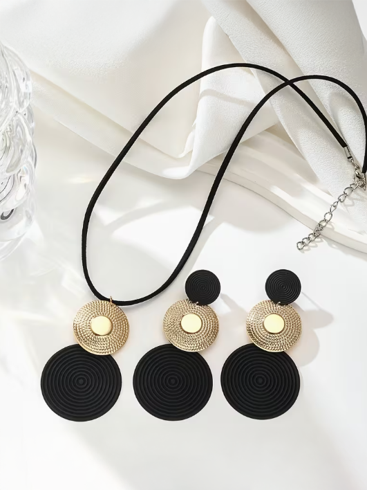 Triple Circle Lux Necklace and Earring Set