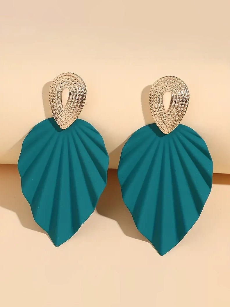 Vintage Leaf Shape Earrings