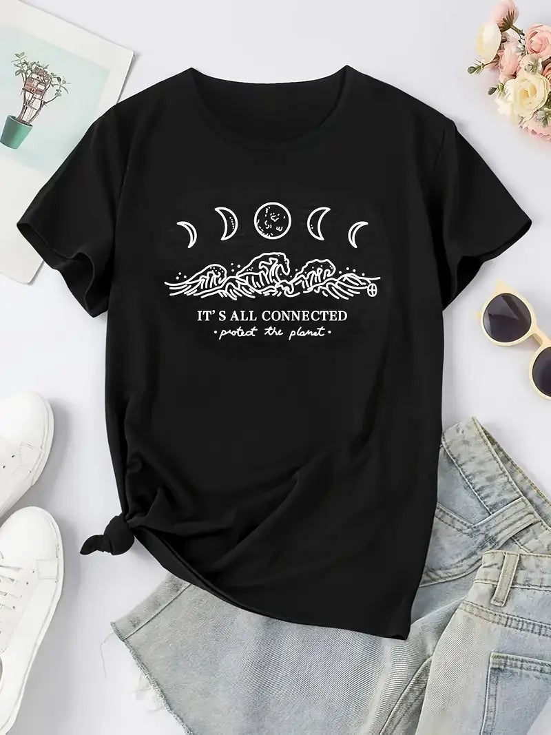 Graphic Moon Plus Size T-shirt