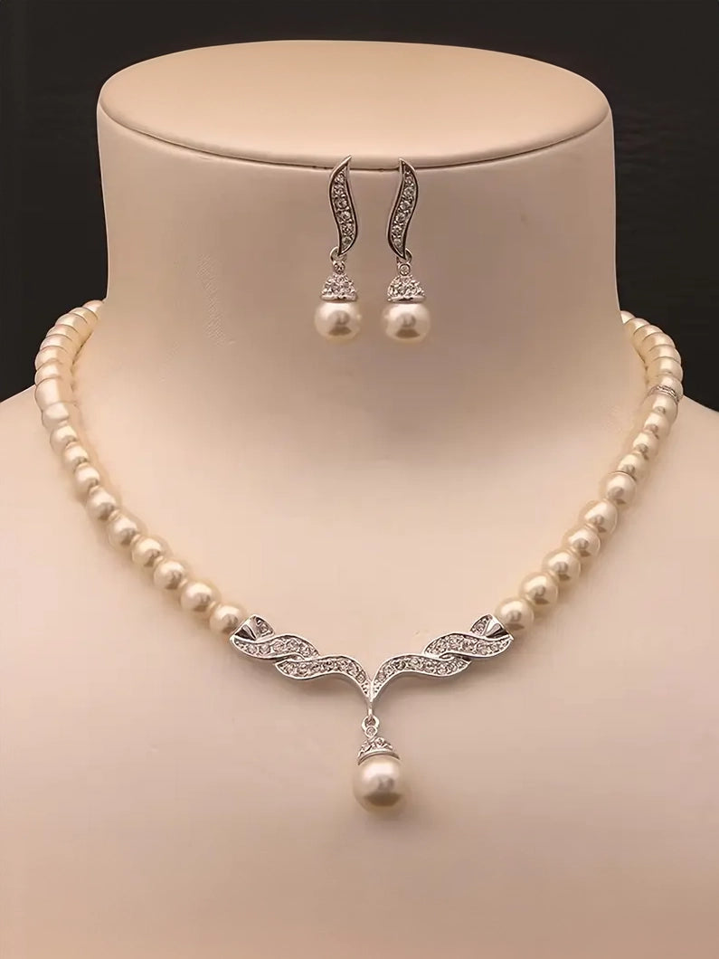 Faux Pearl Necklace & Earring Jewelry Set