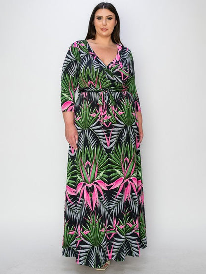 Signature Plus Size Maxi Dress in Tropical Eclipse