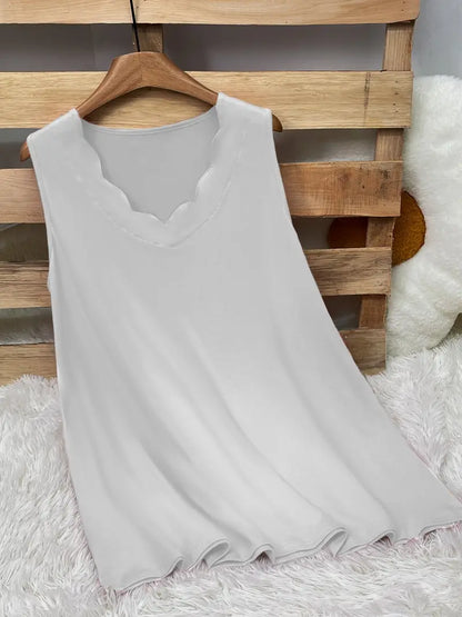 Gloria Scalloped V-neck Plus Size Tank in Off-White