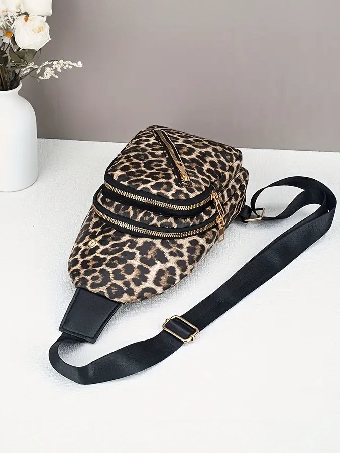 Crossbody Bag in Leopard