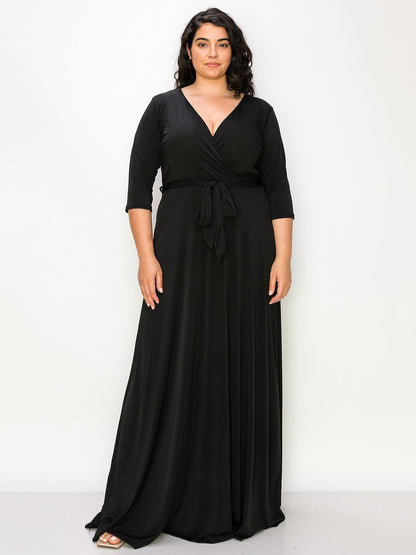 Signature Plus Size Maxi Dress in Black