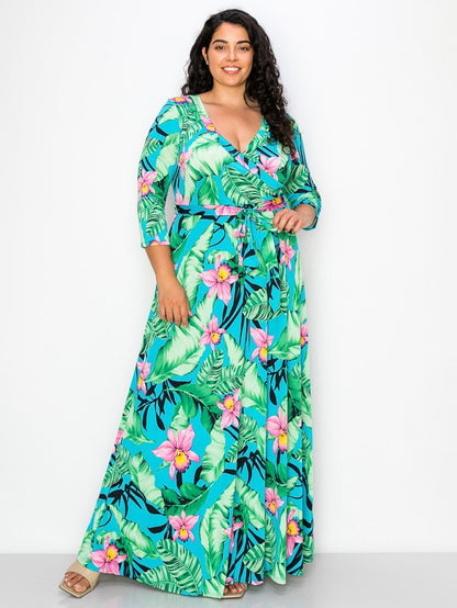 Signature Plus Size Maxi Dress in Mint Garden