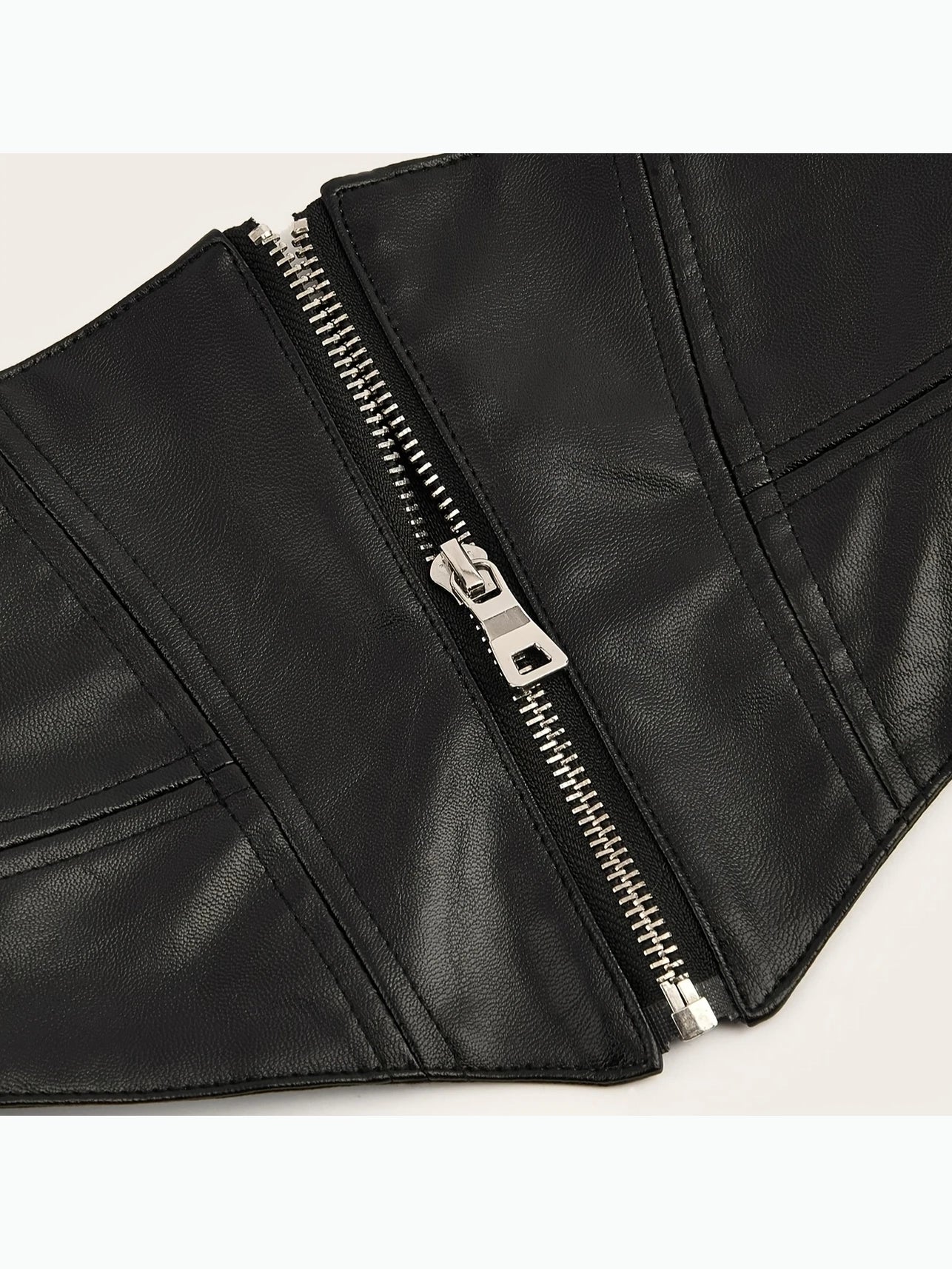 Plus Size Corset Belt with Zipper, belt, styled view