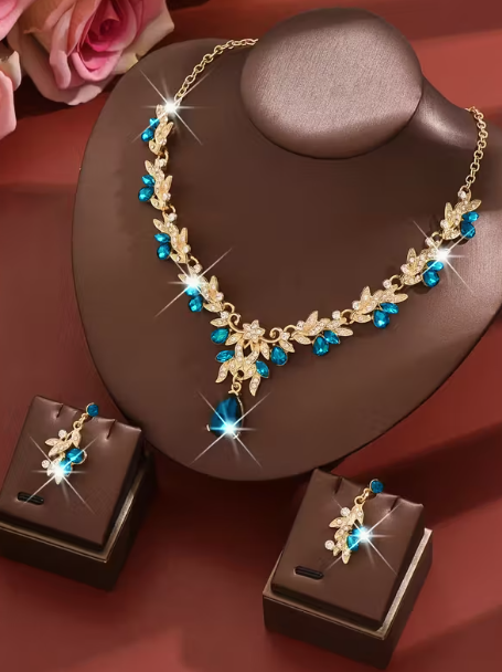 Elegant V-neck Necklace Set